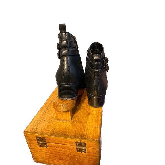 Bandolino Women's Black Leather 2” Heels Pump Zipper‎ Up Ankle Boots 9M - Picture 4 of 10